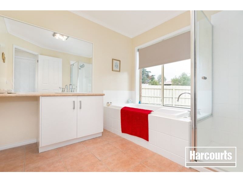 7 Sweet Wattle Place, Somerville VIC 3912