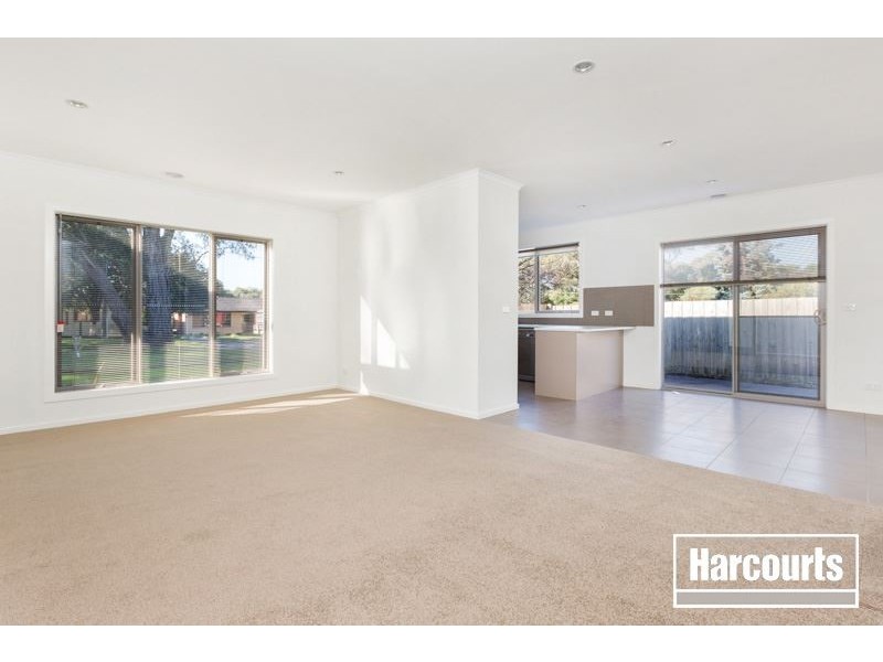 2/9 Milne Street, Crib Point VIC 3919