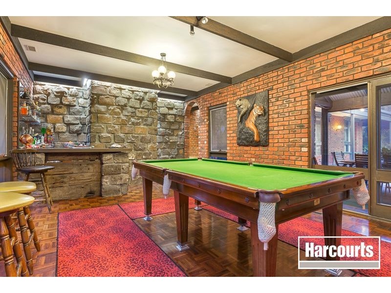 8 Homewood Road, Cranbourne South VIC 3977