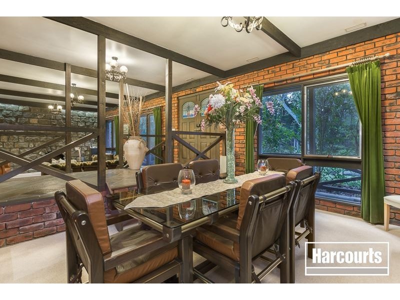 8 Homewood Road, Cranbourne South VIC 3977