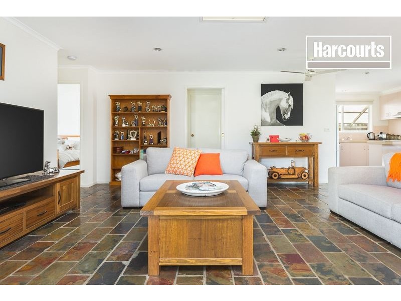 18 Goris Close, Bittern VIC 3918