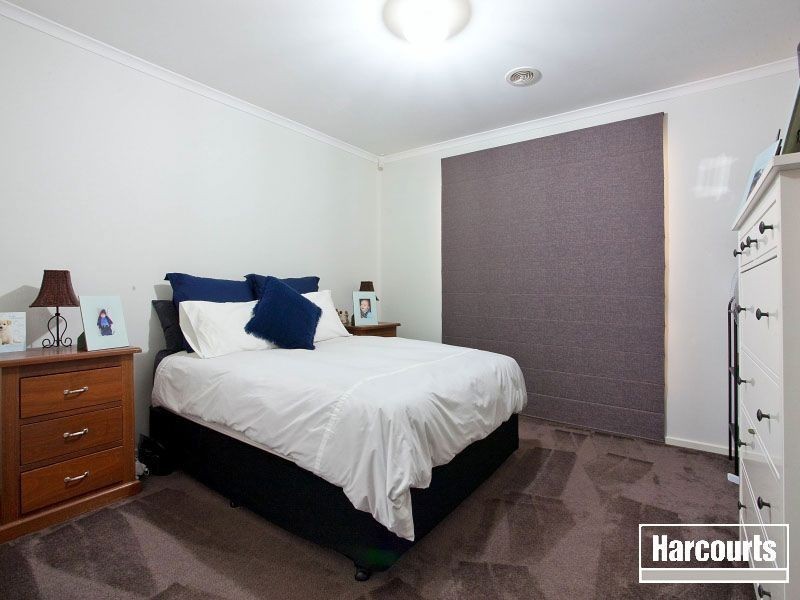 5 Lily Place, Cranbourne VIC 3977