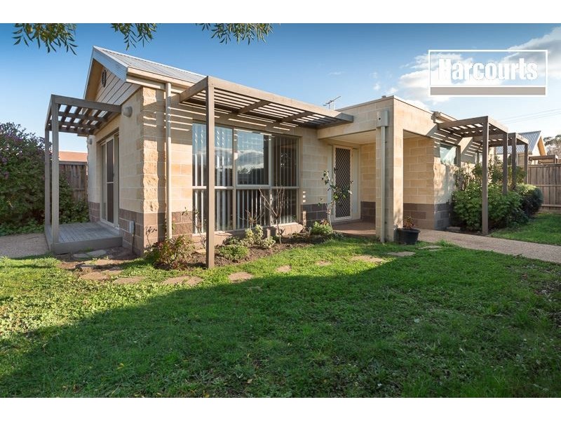 1/15 Albert Street, Hastings VIC 3915