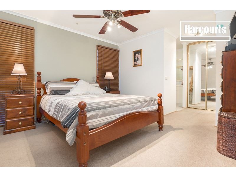 5 Falcon Close, Blind Bight VIC 3980