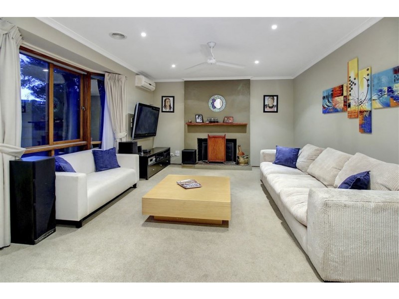 12 Andrew Place, Mornington VIC 3931