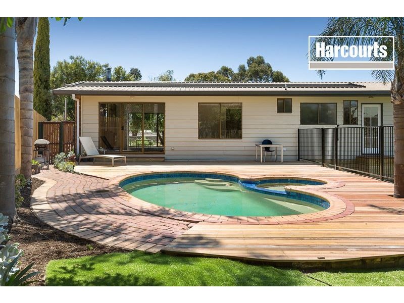 4 Lyn Court, Somerville VIC 3912