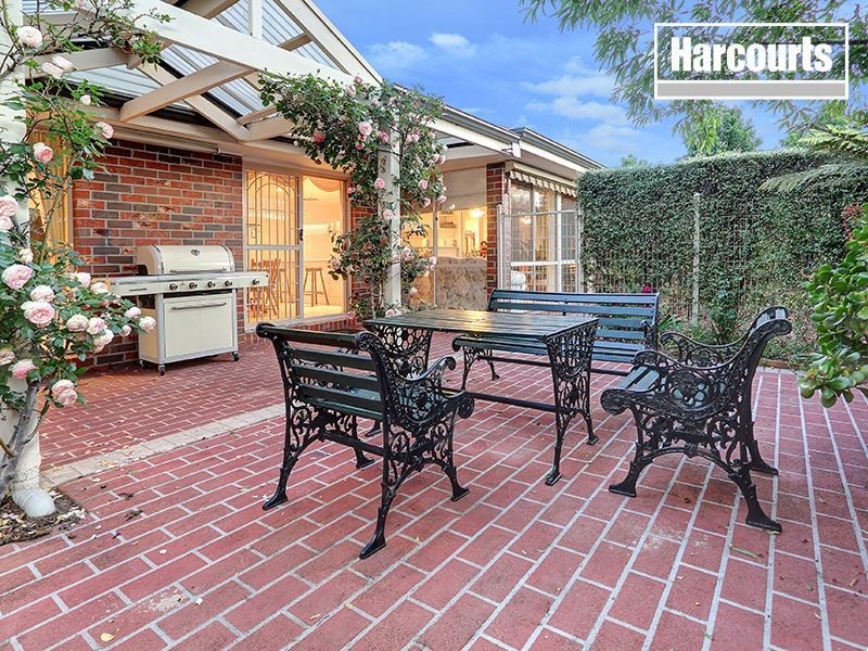 21 Caversham Drive, Mornington VIC 3931