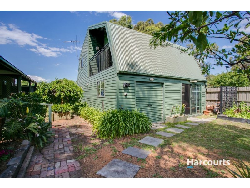 19 Loch Street, Crib Point VIC 3919