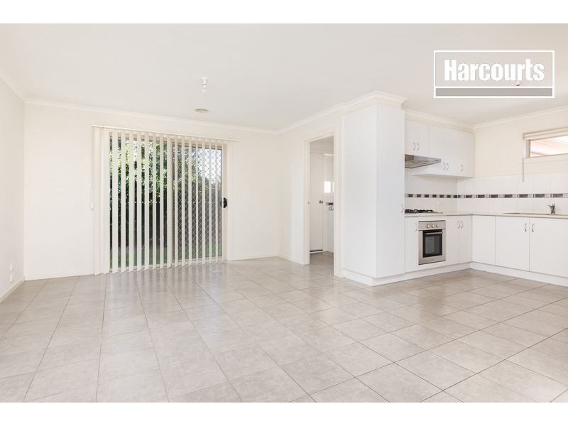 2/3 Victoria Street, Hastings VIC 3915