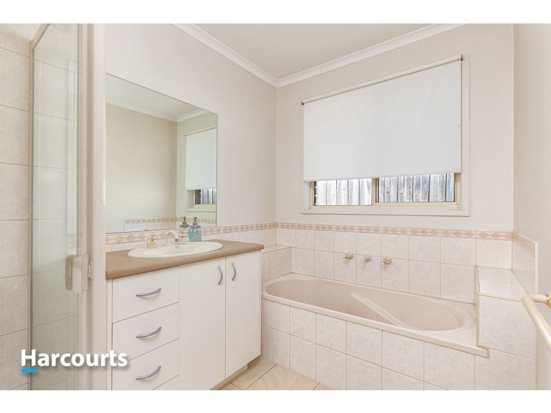 5 Matthew Circuit, Hastings VIC 3915