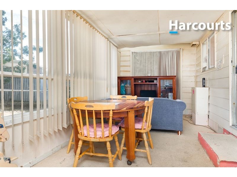 40 Karingal Drive, Frankston VIC 3199