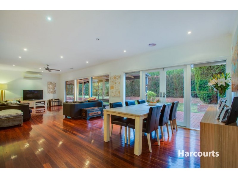 4 Applewood Rise, Somerville VIC 3912