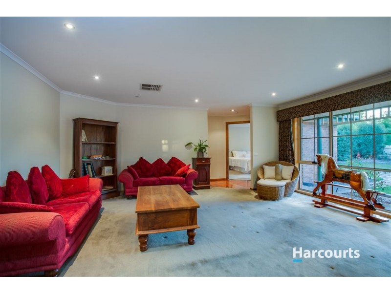 4 Oak Court, Somerville VIC 3912