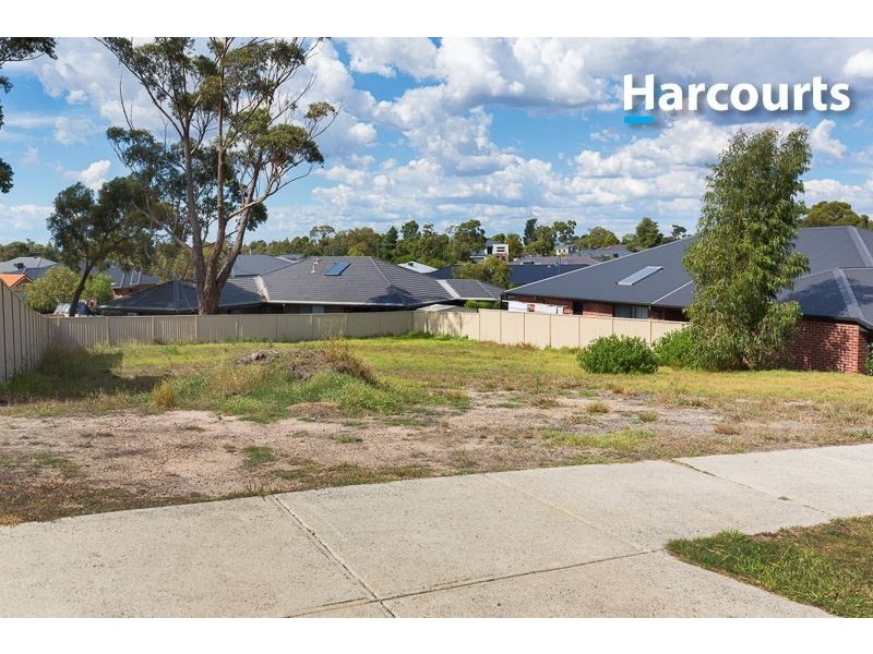 14 Peter Chance Crescent, Langwarrin VIC 3910