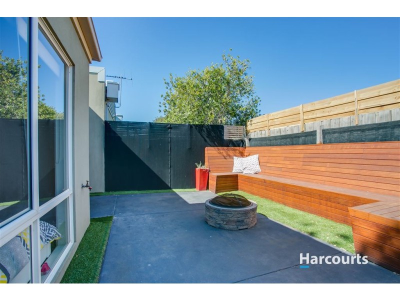 9B Albert Street, Hastings VIC 3915