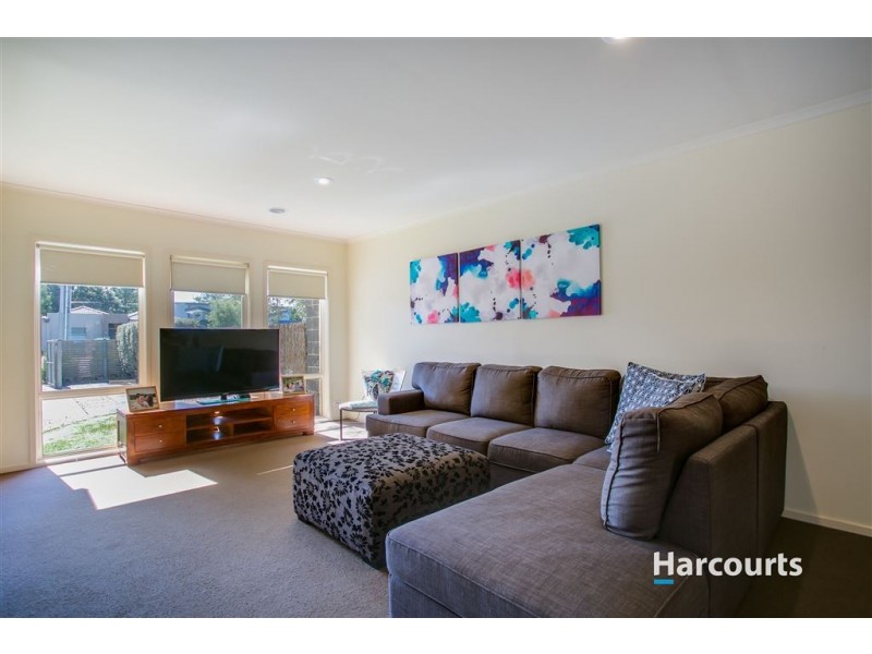 9B Albert Street, Hastings VIC 3915