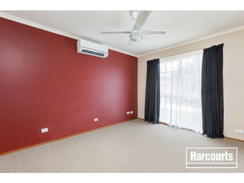 4/10 Lemnian Court, Langwarrin VIC 3910