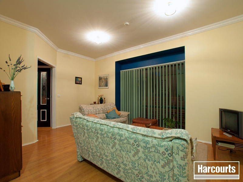 8 Nicholas Court, Hastings VIC 3915