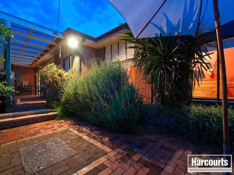 8 Nicholas Court, Hastings VIC 3915