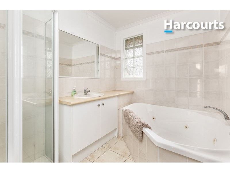 21 Reid Pde, Hastings VIC 3915