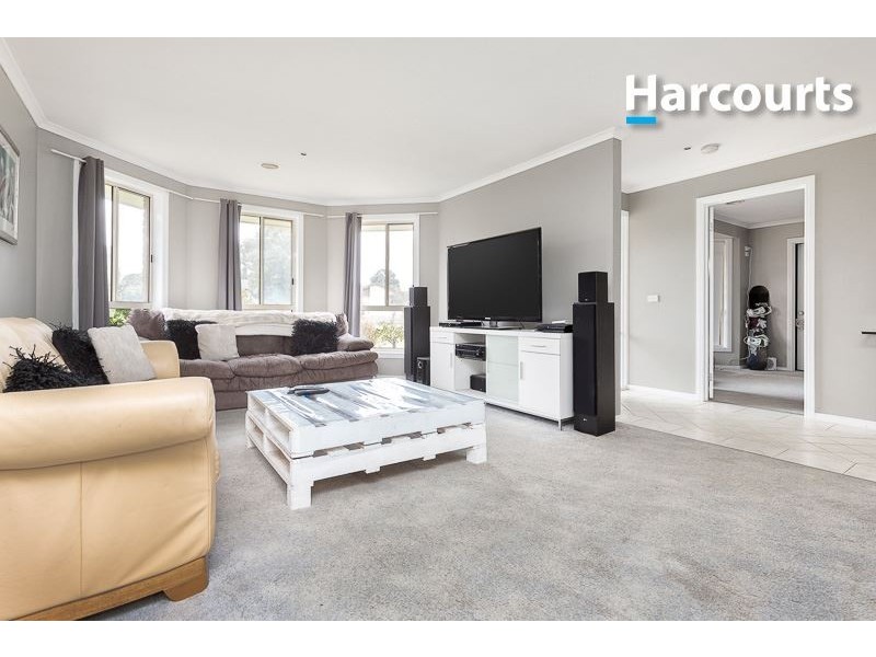 21 Reid Pde, Hastings VIC 3915