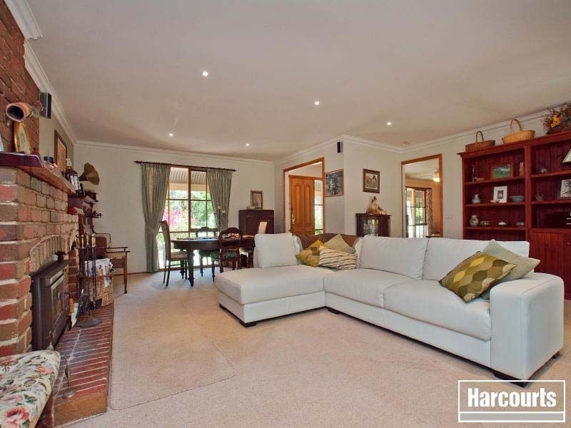 10 Ostend Street, Bittern VIC 3918