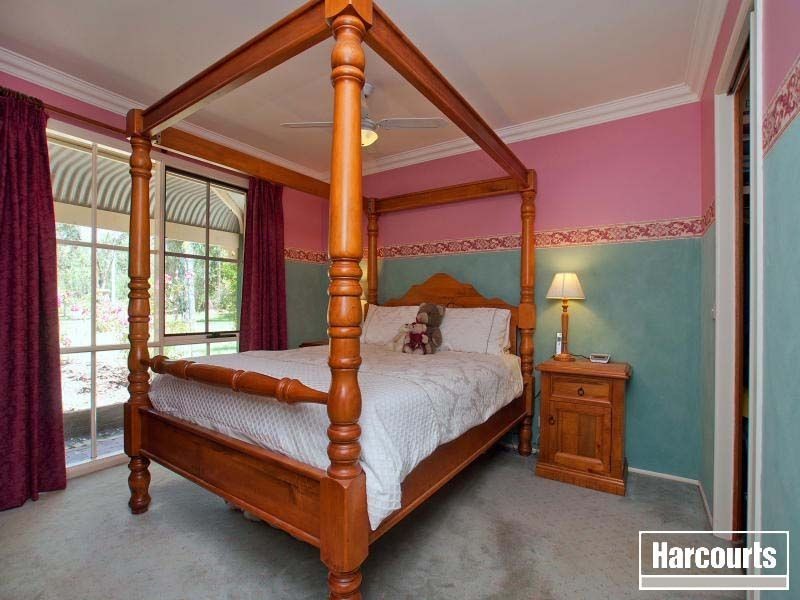 10 Ostend Street, Bittern VIC 3918