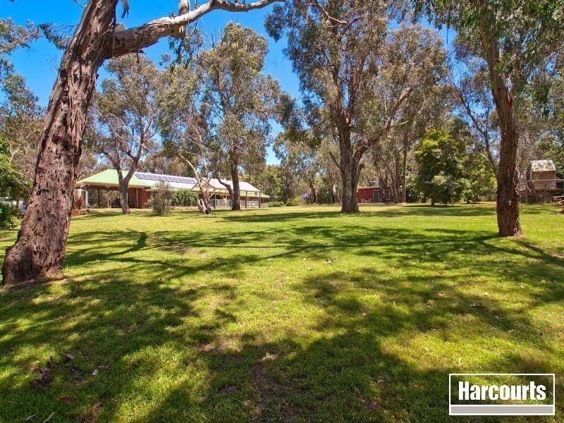 10 Ostend Street, Bittern VIC 3918