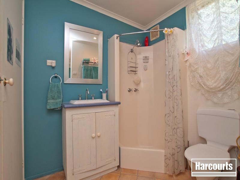 10 Ostend Street, Bittern VIC 3918
