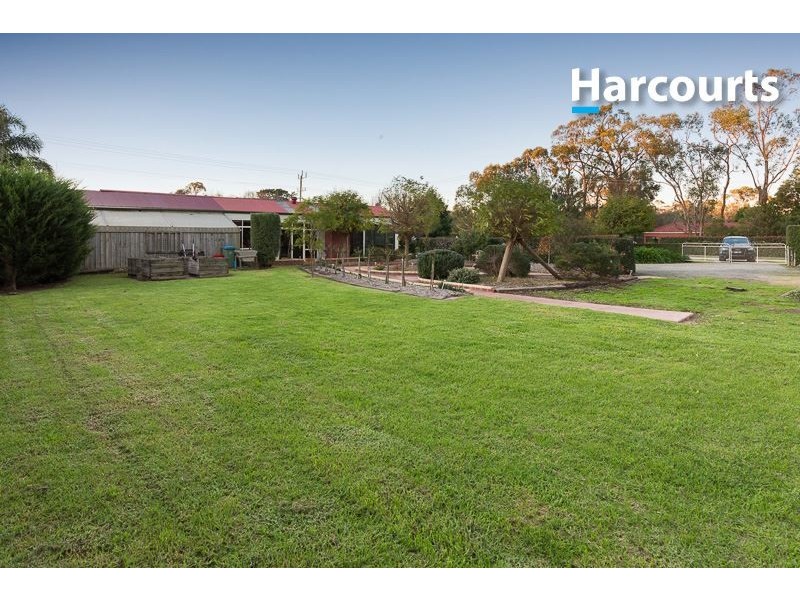 195 Woolleys Road, Bittern VIC 3918