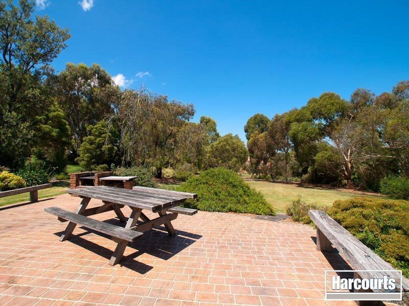 2 Dover Court, Somers VIC 3927