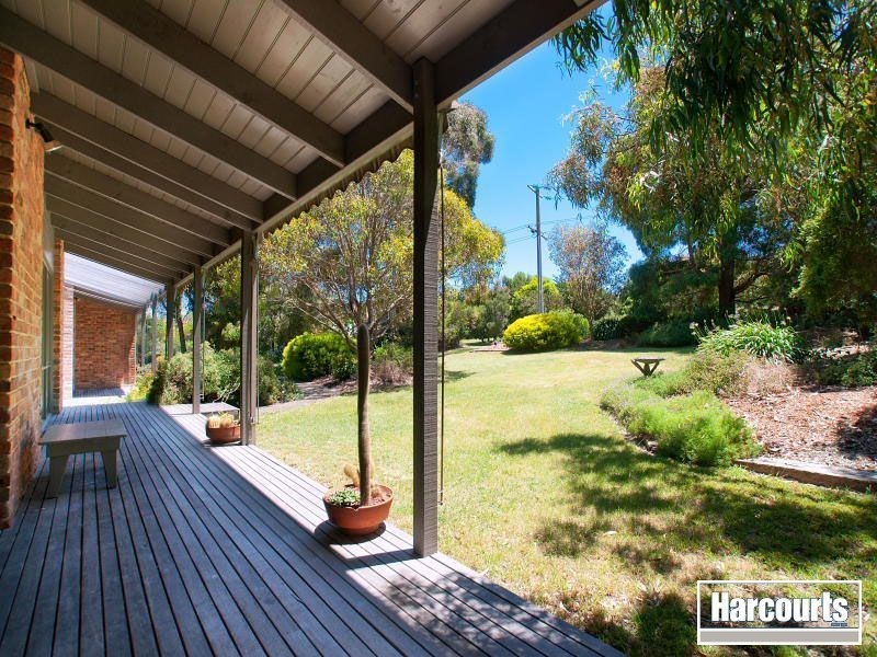 2 Dover Court, Somers VIC 3927