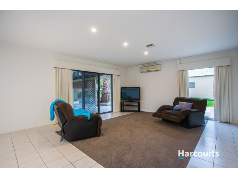 17 Bayview Country Lane, Bittern VIC 3918