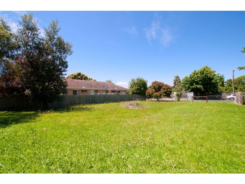 6 Station Way, Tyabb VIC 3913