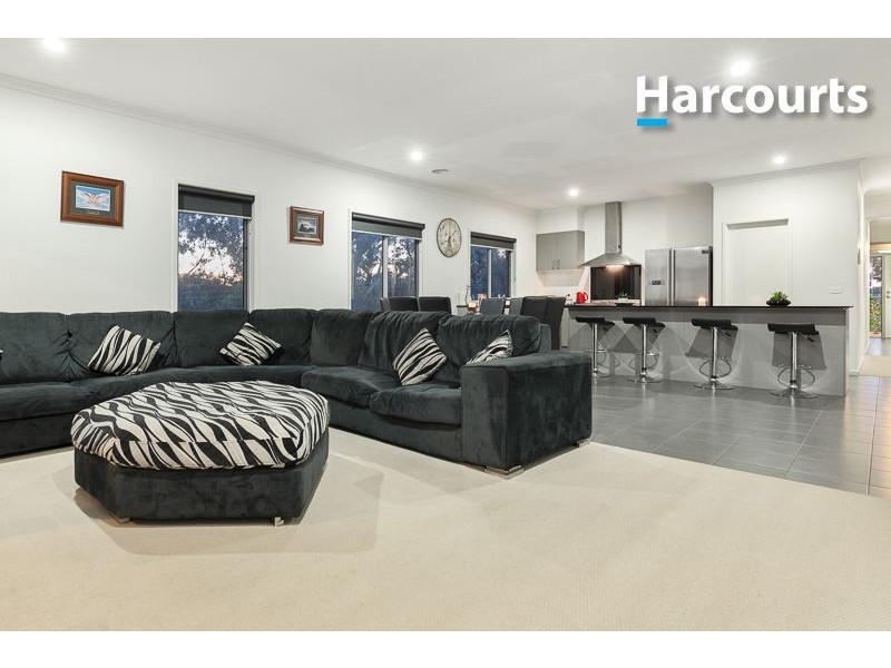 6 Cicala Court, Langwarrin VIC 3910