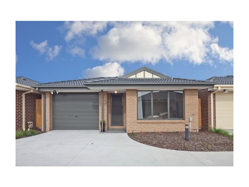 10/10 Kingfisher Court, Hastings VIC 3915