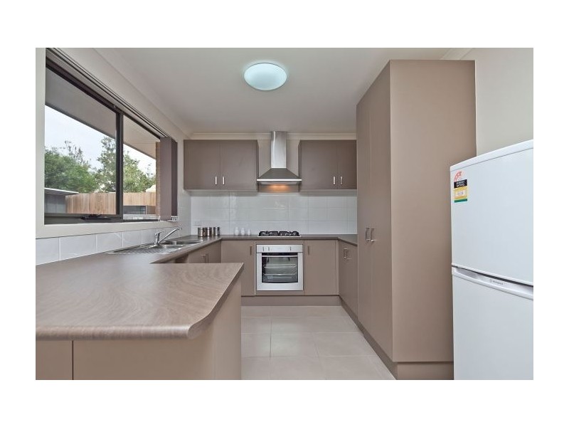 10/10 Kingfisher Court, Hastings VIC 3915