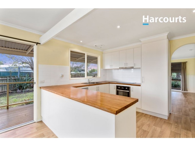 8 Jenola Court, Hastings VIC 3915