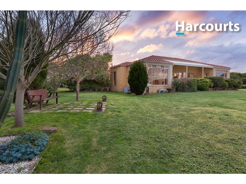 7 Sandstone Island Circle, Bittern VIC 3918
