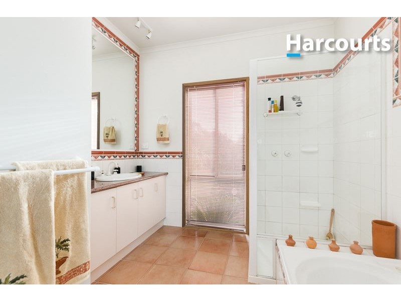 7 Sandstone Island Circle, Bittern VIC 3918