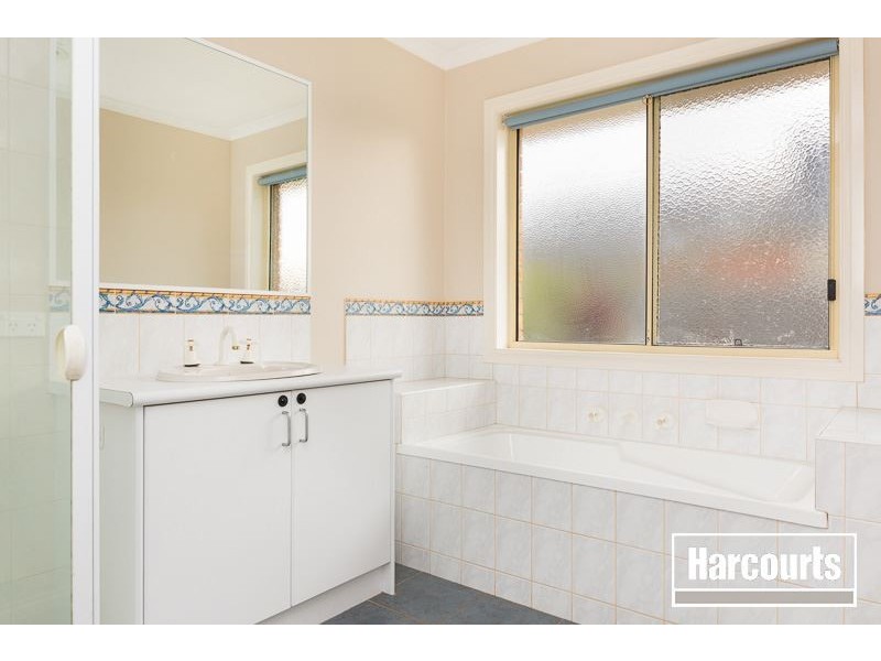 33 Paperbark Drive, Mount Martha VIC 3934