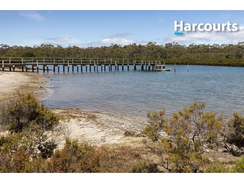 81 Hardy Avenue, Cannons Creek VIC 3977