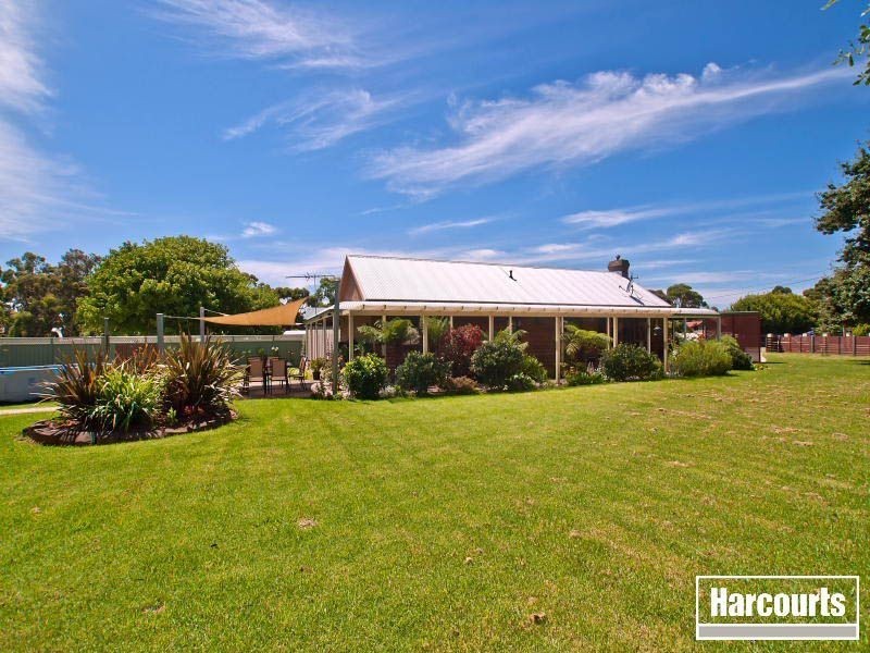 92 Creswell Street, Crib Point VIC 3919