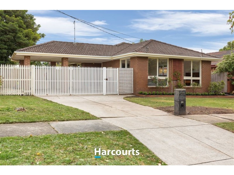 4 Deanswood Drive, Somerville VIC 3912