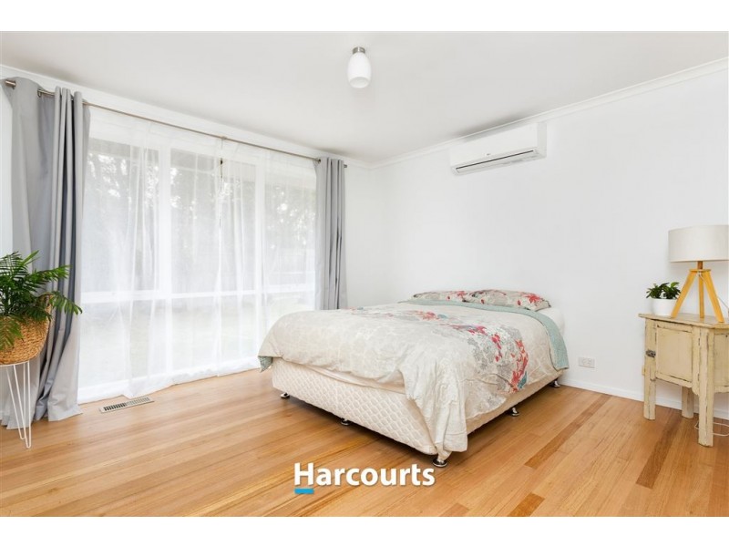 4 Deanswood Drive, Somerville VIC 3912