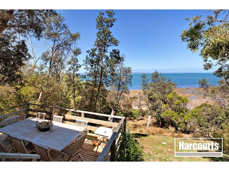 2/18 Wayside Road, Somers VIC 3927