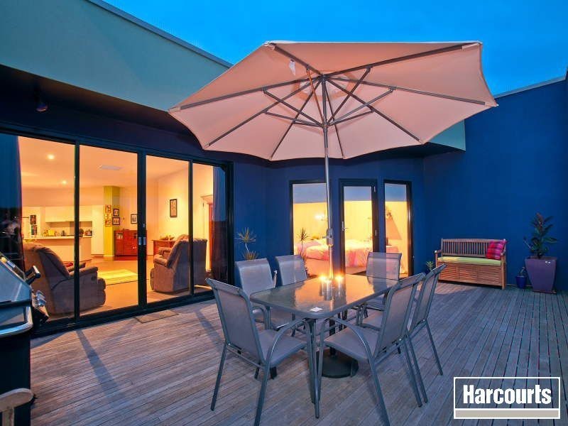 1/33A Dava Drive, Mornington VIC 3931