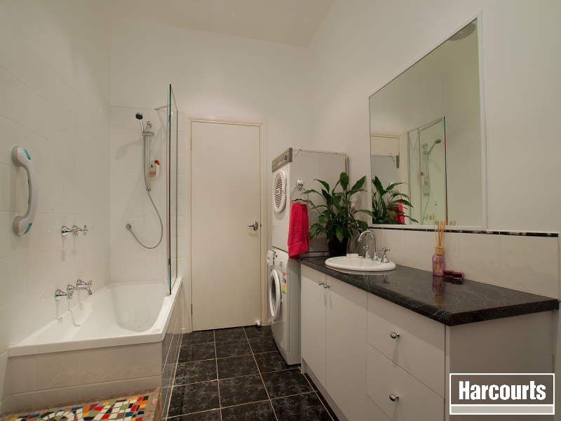 1/33A Dava Drive, Mornington VIC 3931