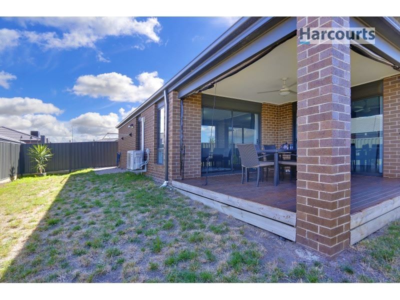 46 Asteria Crescent, Cranbourne West VIC 3977