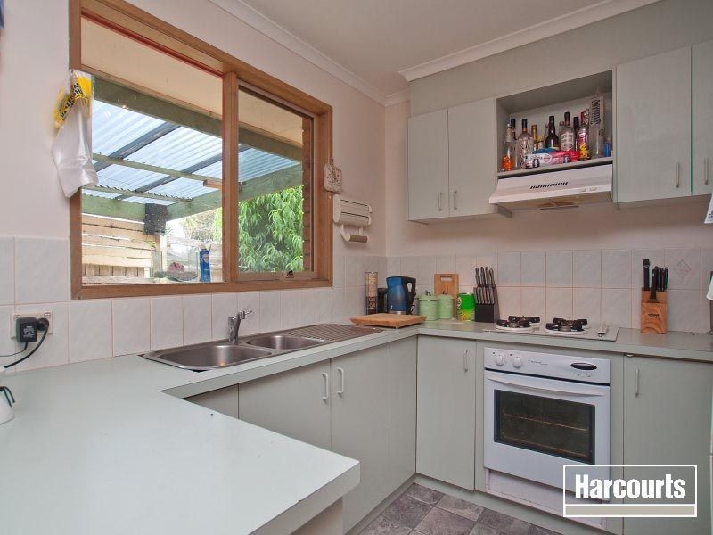 16 Hilltop Rise, Hastings VIC 3915